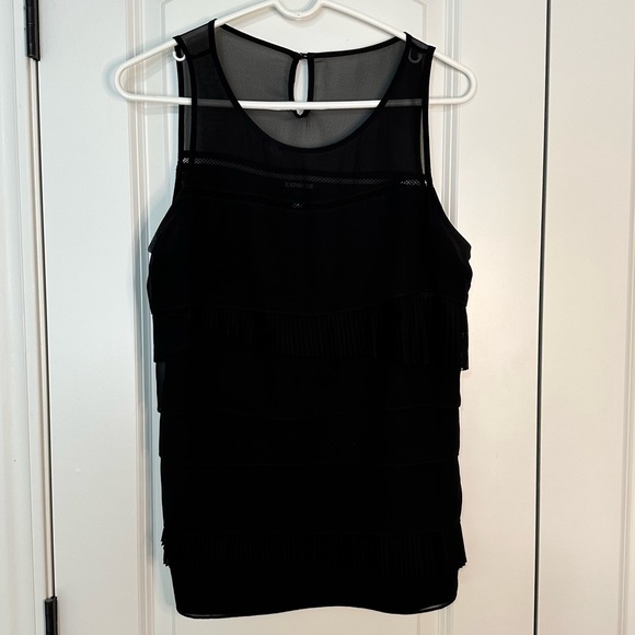 EXPRESS Women's Layer Tiered Pleated Silky Tank Top - Picture 3 of 7